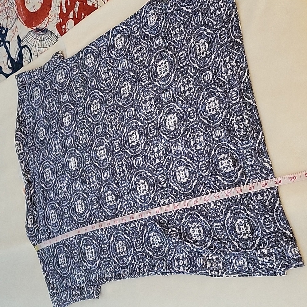 LuLaRoe Leah Tunic - XS NWT - Picture 12 of 13